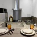 A Deux Pas Des Arenes דירה נים