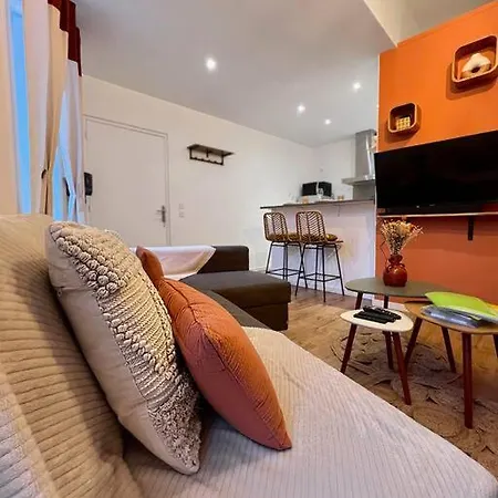 A Deux Pas Des Arenes 公寓 *