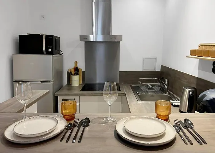 A Deux Pas Des Arenes Apartament Nîmes