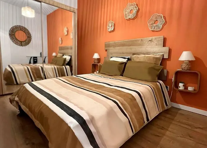 A Deux Pas Des Arenes Apartament *